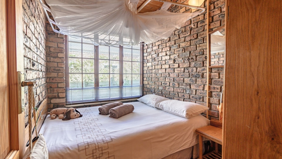 2 Bedroom Property for Sale in De Kelders Western Cape